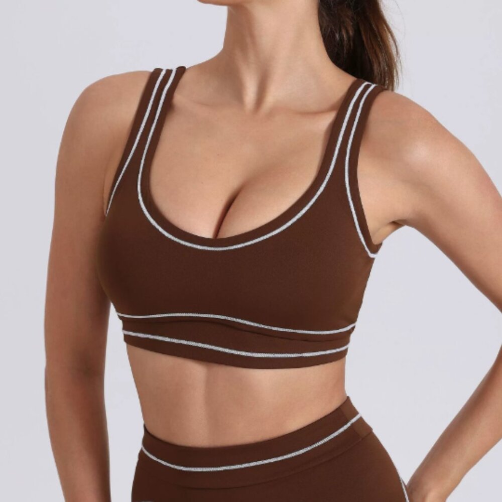 Sculpting Yoga Pilates Top Built-In Bra Sports Bra Crop Top